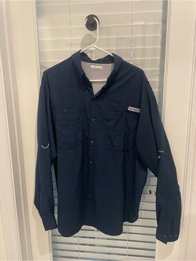 Columbia Men's Navy Long-Sleeve Button-Down Shirt